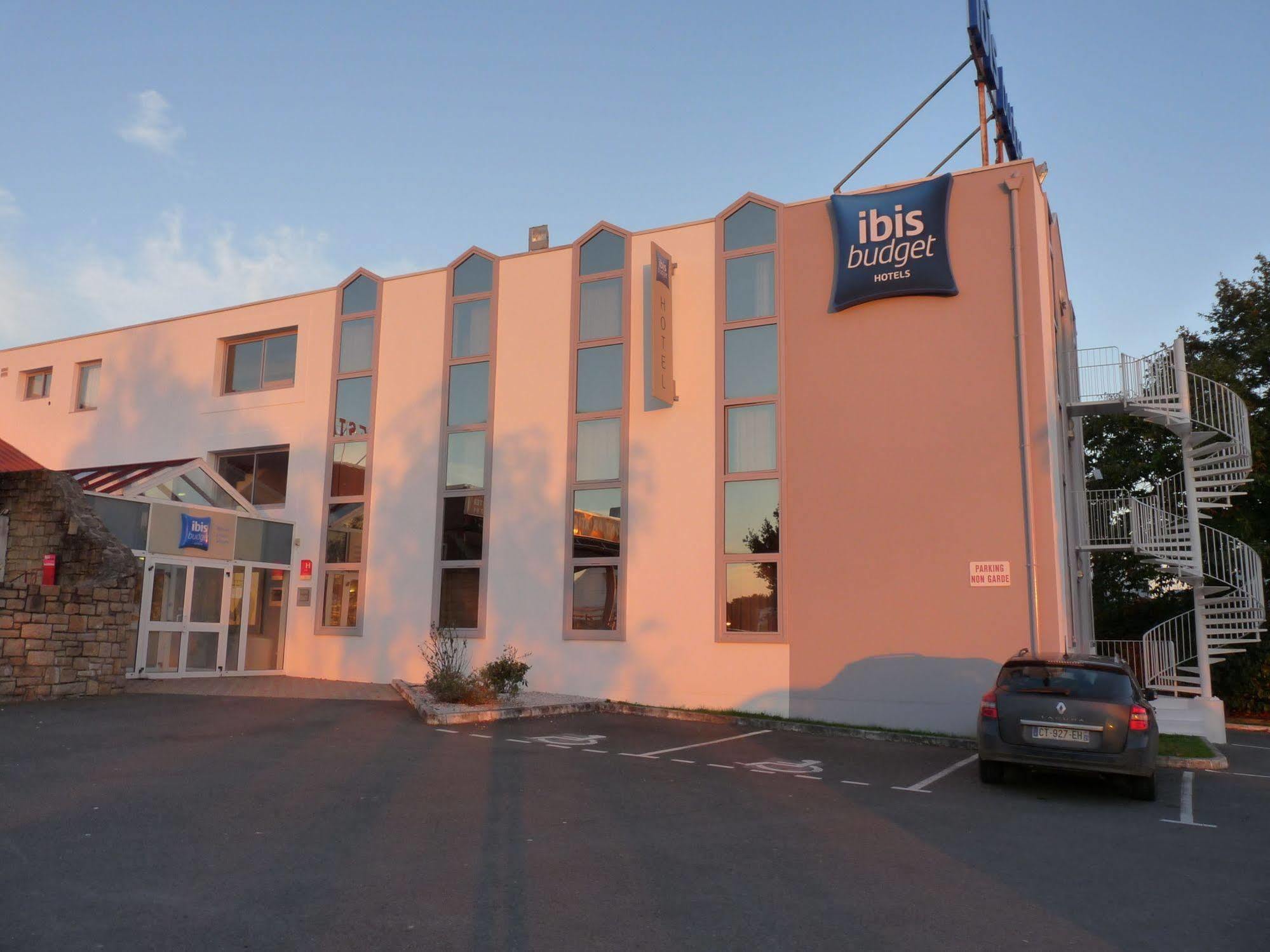 Hotel Ibis Budget Rennes Cesson Exterior foto